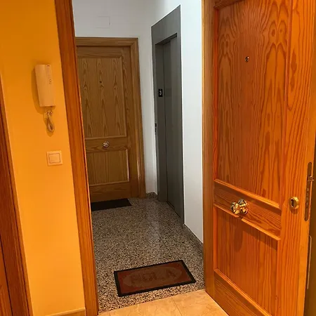 Piso Amplio, Nuevo, Comodo Y Centrico Cazorla