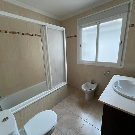Apartamento Piso Amplio, Nuevo, Comodo Y Centrico